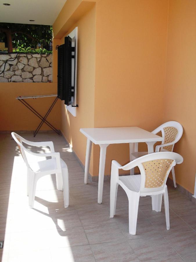 Calypso Luxury Studios Vasilikí Exterior foto